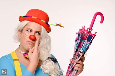 FRINGE CLUB: DOTTI BISCOTTI'S 90s DISCO